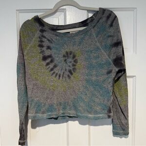 Chaser Gray and Green Crop Tie-Dye Shirt